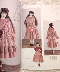 styling page of Misako Aoki's sewing mook