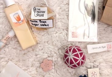 small business and artist purchases in Otsukimi 2025 festival